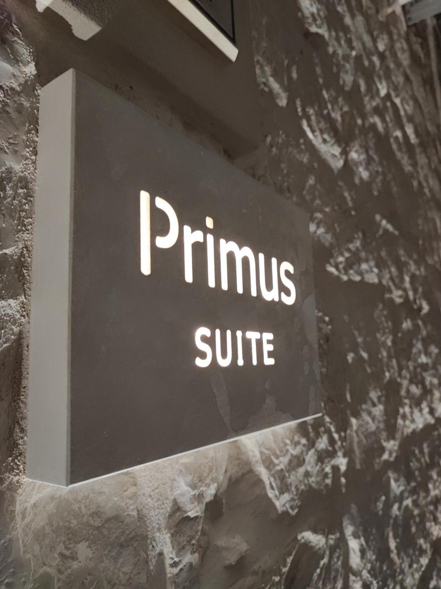 Primus Suite Челие Месапика Екстериор снимка
